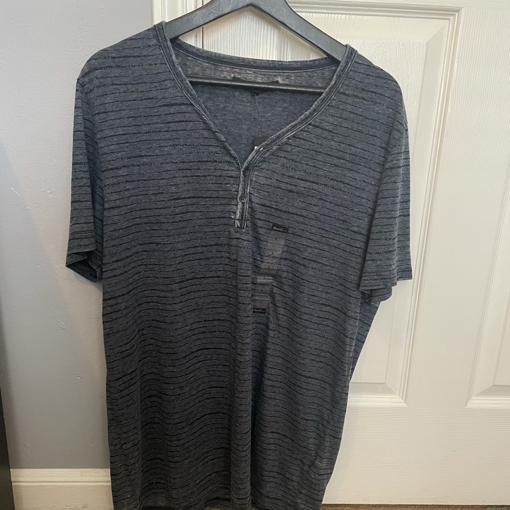 Men Kenneth Cole Navy stripe Henley tee Large